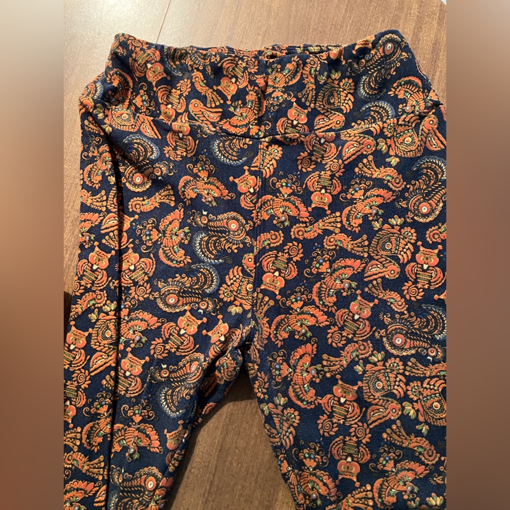 LuLaRoe Navy and Orange Paisley Animal Print Leggings